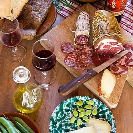 Borgo La Torre Alle Tolfe Alojamento de Acomodação e Pequeno-almoço *