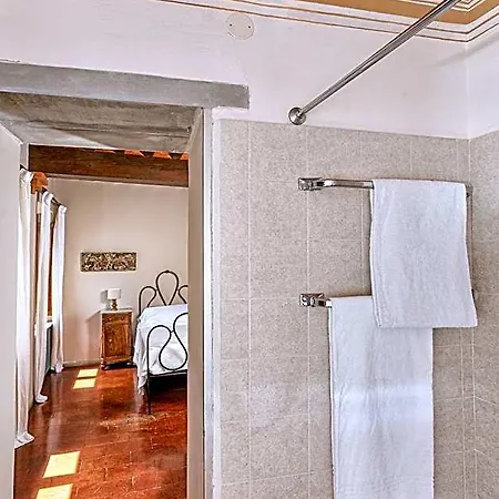 Alojamento de Acomodação e Pequeno-almoço Borgo La Torre Alle Tolfe Siena