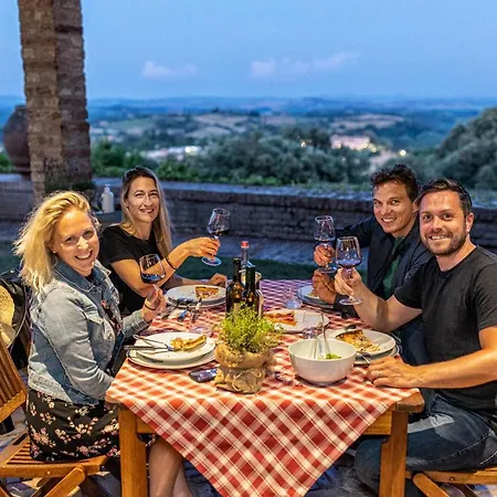 Bed & Breakfast Borgo La Torre Alle Tolfe Siena